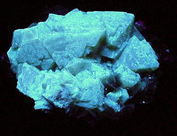 Scheelite on Muscovite from Xuebaoding Mountain near Pingwu, Sichuan Province, China