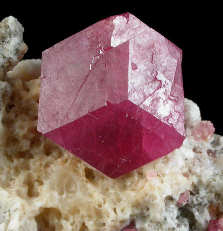 Grossular Garnet from Sierra de Cruces, east of Laguna de Jaco, near Hercules, Coahuila, Mexico