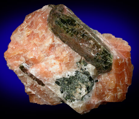 Fluorapatite in Calcite from Yates Mine, Otter Lake, Pontiac County, Qubec, Canada