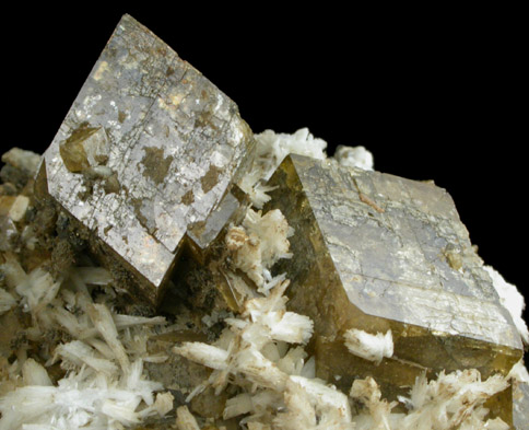 Siderite and Pectolite on Albite from Mont Saint-Hilaire, Qubec, Canada