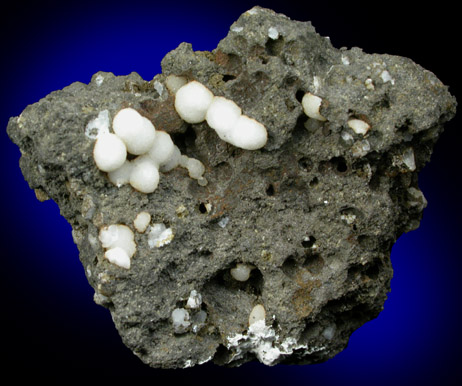 Phillipsite-Na from Mount Etna, Sicily, Italy (Type Locality for Phillipsite-Na)