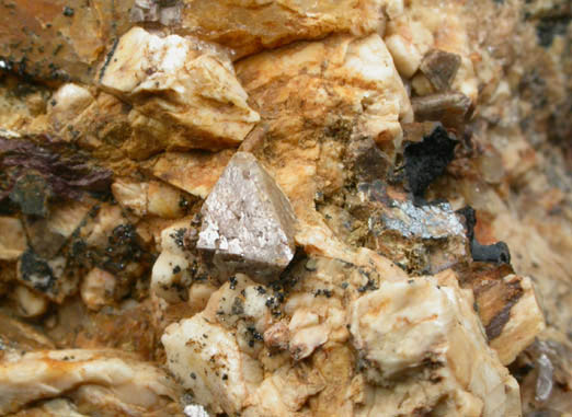 Zircon on Albite and Quartz from Hurricane Mountain, east of Intervale, Carroll County, New Hampshire