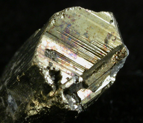 Cubanite (V-twinned crystals) from Henderson #2 Mine, Chibougamau, Abitibi County, Qubec, Canada