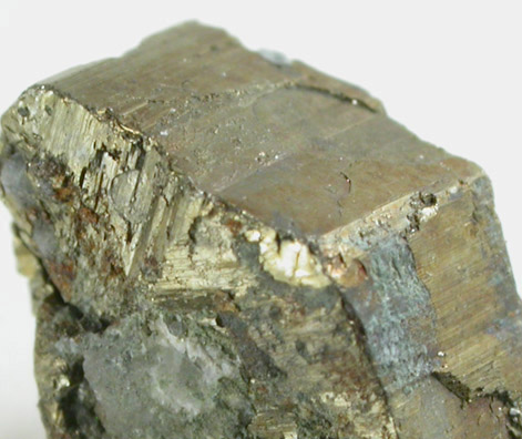 Cubanite (V-twinned crystals) from Henderson #2 Mine, Chibougamau, Abitibi County, Quebec, Canada