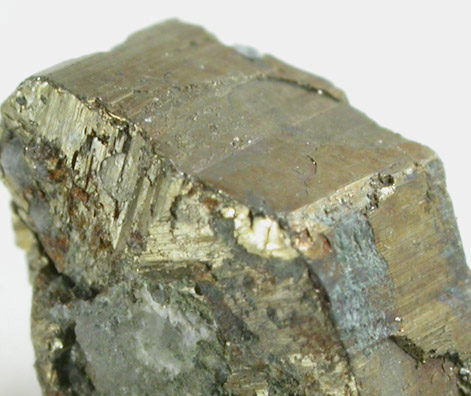 Cubanite (V-twinned crystals) from Henderson #2 Mine, Chibougamau, Abitibi County, Qubec, Canada