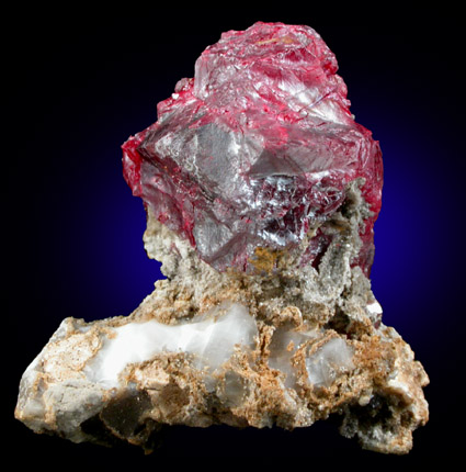 Cinnabar (penetration twin) from Red Bird Mine, Antelope Springs District, 24 km east of Lovelock, Pershing County, Nevada