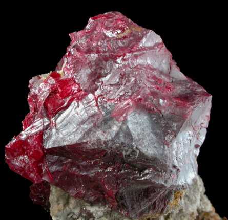 Cinnabar (penetration twin) from Red Bird Mine, Antelope Springs District, 24 km east of Lovelock, Pershing County, Nevada