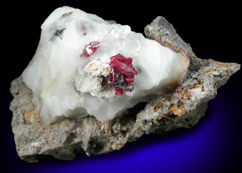 Cinnabar (penetration twins) and Stibnite in Calcite from Red Bird Mine, Antelope Springs District, 24 km east of Lovelock, Pershing County, Nevada