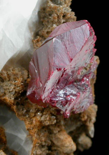 Cinnabar (penetration twin) on Quartz-rich matrix from Red Bird Mine, Antelope Springs District, 24 km east of Lovelock, Pershing County, Nevada