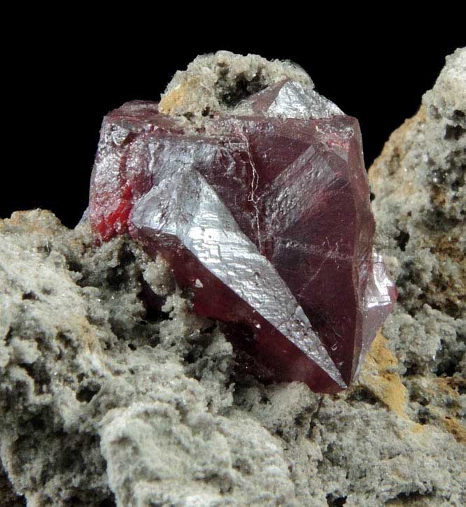 Cinnabar (penetration twin) on Quartz-rich matrix from Red Bird Mine, Antelope Springs District, 24 km east of Lovelock, Pershing County, Nevada