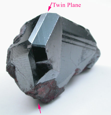 Rutile (twinned crystals) from Graves Mountain, 19.5 km east of Washington, Lincoln County, Georgia