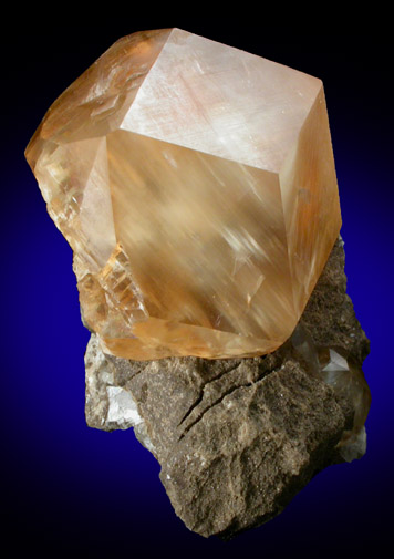 Calcite from Paul Frank Quarry, North Vernon, Jennings County, Indiana