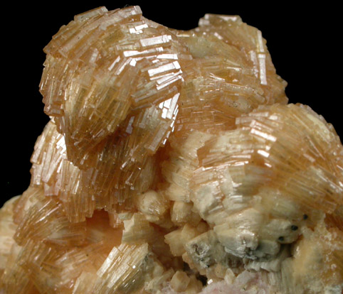 Mimetite and Vanadinite var. Endlichite from Touissit Mine, 21 km SSE of Oujda, Jerada Province, Oriental, Morocco