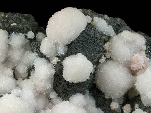 Quartz over Rhodochrosite on Sphalerite from Huanzala Mine, Huallanca District, Huanuco Department, Peru