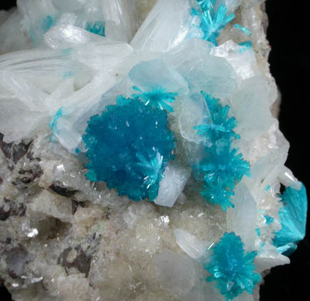 Cavansite on Stilbite-Ca from Wagholi Quarry, Maharashtra, India