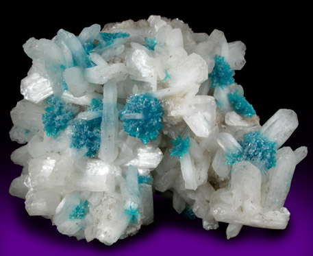 Cavansite on Stilbite-Ca from Wagholi Quarry, Maharashtra, India