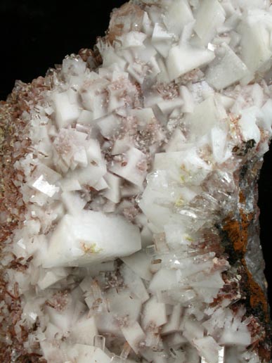 Hemimorphite and Calcite from Santa Eulalia District, Aquiles Serdn, Chihuahua, Mexico