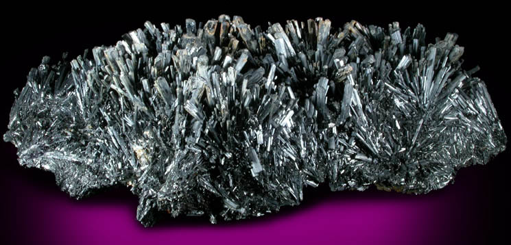 Stibnite with Stibiconite from Xikuangshan, 12 km northeast of Lengshuijiang, Hunan Province, China