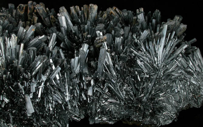 Stibnite with Stibiconite from Xikuangshan, 12 km northeast of Lengshuijiang, Hunan Province, China