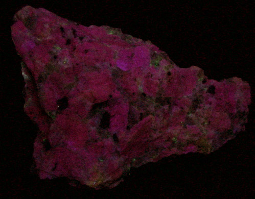 Thorite in Garnet from Crestmore Quarry, Crestmore, Riverside County, California