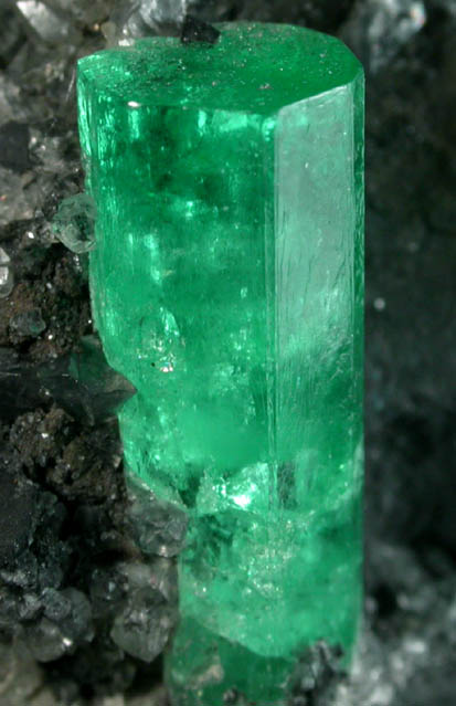 Beryl var. Emerald in Calcite from Coscuez Mine, Vasquez-Yacop District, Boyac Department, Colombia