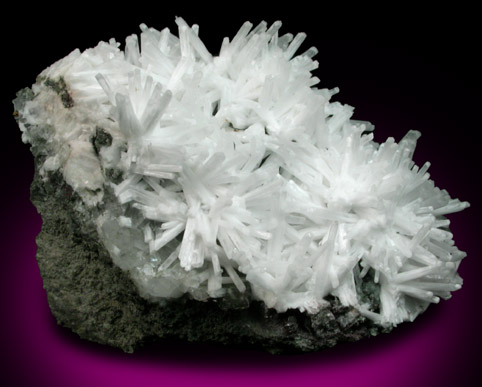 Natrolite from Millington Quarry, Bernards Township, Somerset County, New Jersey