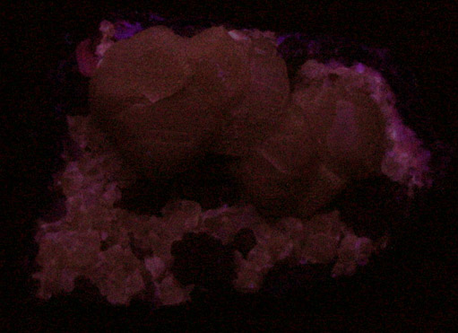 Calcite and Stilbite-Ca from Moore's Station Quarry, 44 km northeast of Philadelphia, Mercer County, New Jersey