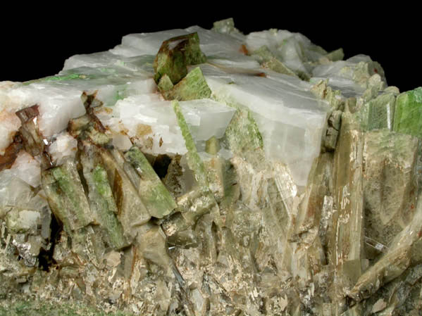 Diopside in Calcite from Orford Nickel Mine, 5.6 km southwest of Saint-Denis-de-Brompton, Qubec, Canada
