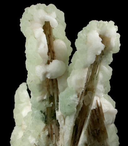 Prehnite on Thomsonite pseudomorphs after Laumontite from Upper New Street Quarry, Paterson, Passaic County, New Jersey