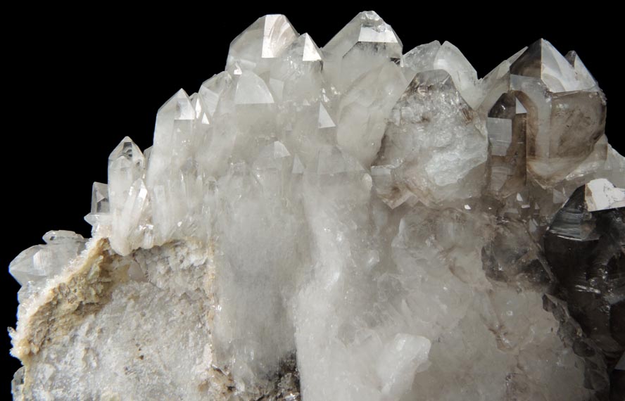 Quartz var. Smoky Quartz (parallel growth) from Mount Marie Quarry, 7.5 km southeast of Paris Hill, Oxford County, Maine