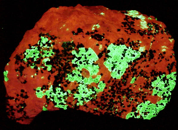 Willemite, Calcite, Franklinite from Sterling Mine, Ogdensburg, Sterling Hill, Sussex County, New Jersey (Type Locality for Franklinite)