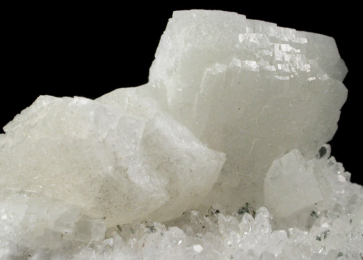 Heulandite-Ca on Quartz from Prospect Park Quarry, Prospect Park, Passaic County, New Jersey