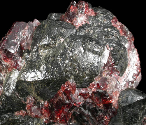 Enstatite var. Hypersthene in Almandine Garnet from Barton Garnet Mine, Gore Mountain, North River, Warren County, New York