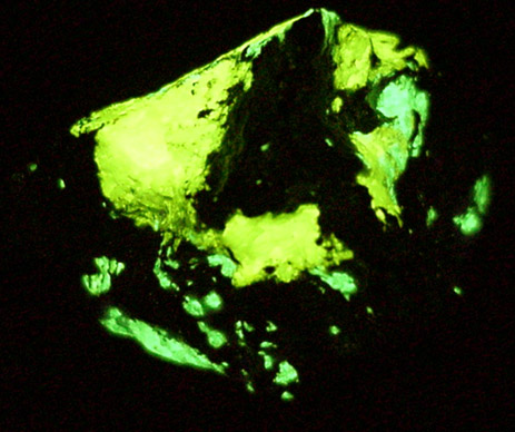 Esperite, Zincite, Franklinite, Willemite from Franklin District, Sussex County, New Jersey (Type Locality for Esperite, Zincite, Franklinite)