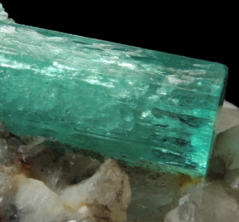 Beryl var. Emerald on Calcite from Polveros Mine, Vasquez-Yacop District, Boyac Department, Colombia