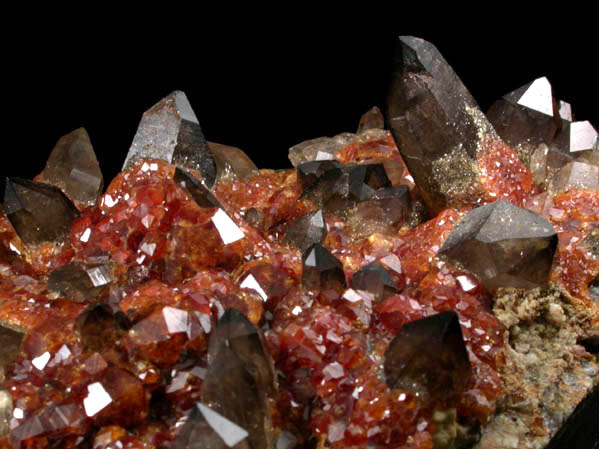 Spessartine Garnet on Smoky Quartz and Microcline from Wushan Spessartine Mine, Tongbei-Yunling District, Fujian Province, China