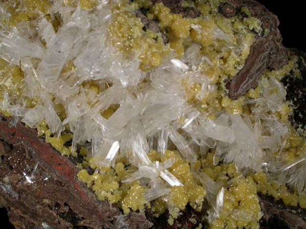 Hemimorphite and Mimetite from Mina Ojuela, San Judas Vein, Level 17, Mapimi, Durango, Mexico