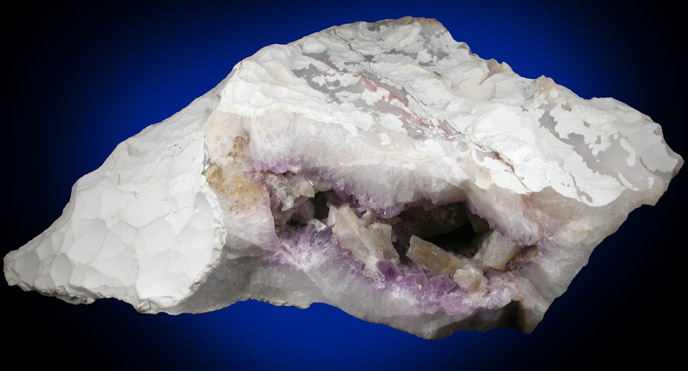 Heulandite-Ca on Amethyst Quartz from Moose Island, Nova Scotia, Canada