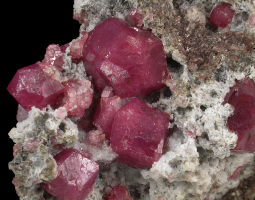 Grossular Garnet from Sierra de Cruces, east of Laguna de Jaco, near Hercules, Coahuila, Mexico