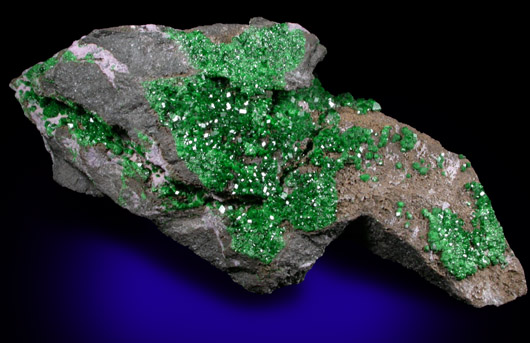 Uvarovite Garnet from Saranovskoye Mine, Sarany, Permskaya Oblast', Ural Mountains, Russia (Type Locality for Uvarovite)