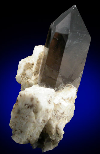 Quartz var. Smoky Quartz (Dauphiné Law twinned) from Moat Mountain, Hale's Location, Carroll County, New Hampshire