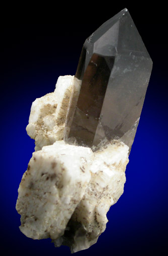 Quartz var. Smoky Quartz (Dauphin Law twinned) from Moat Mountain, Hale's Location, Carroll County, New Hampshire