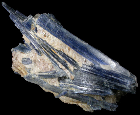 Kyanite in Quartz from Barra do Salinas, Coronel Murta, Minas Gerais, Brazil