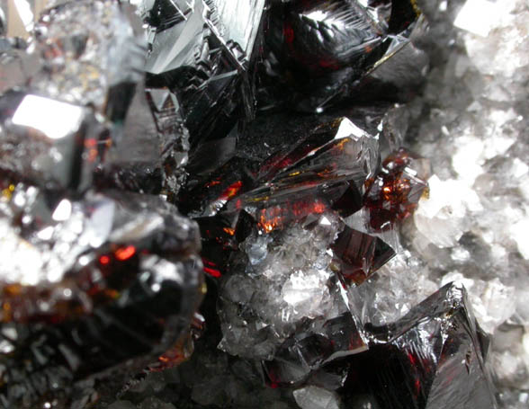 Sphalerite on Quartz with Dolomite from Elmwood Mine, Carthage, Smith County, Tennessee