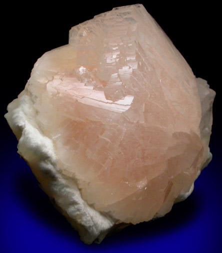 Heulandite-Ca on Mordenite from Dharampuri, Madhya Pradesh, India