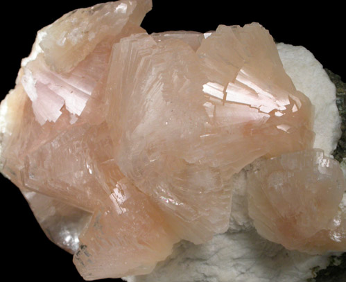 Heulandite-Ca on Mordenite from Dharampuri, Madhya Pradesh, India