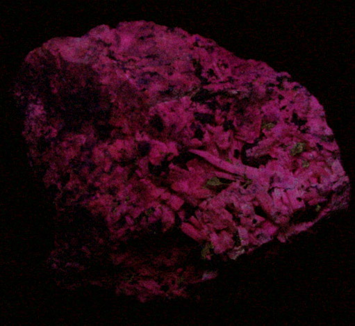 Meionite, Titanite, Diopside, Phlogopite from Goodall Farm Quarry, 600 meter Prospect, Sanford, York County, Maine