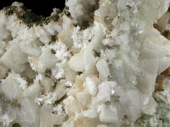 Heulandite-Ca, Prehnite, Laumontite, Quartz from Upper New Street Quarry, Paterson, Passaic County, New Jersey