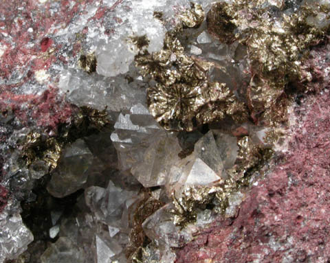 Stilpnomelane on Quartz from Sterling Mine, Antwerp, Jefferson County, New York