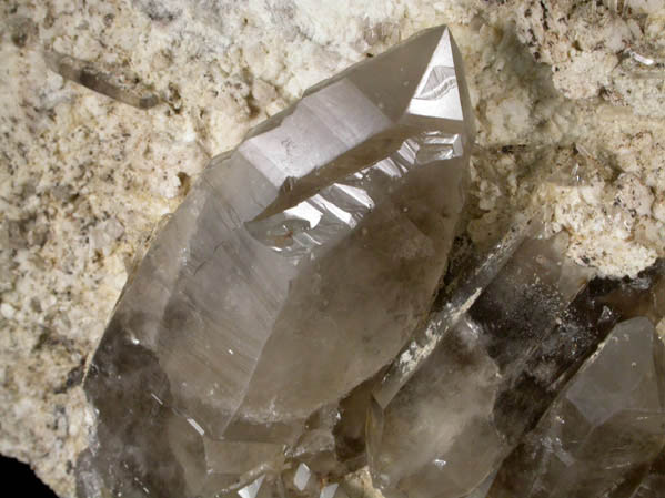 Quartz var. Smoky Quartz on Albite from Peter's Pocket, Bartlett, Carroll County, New Hampshire